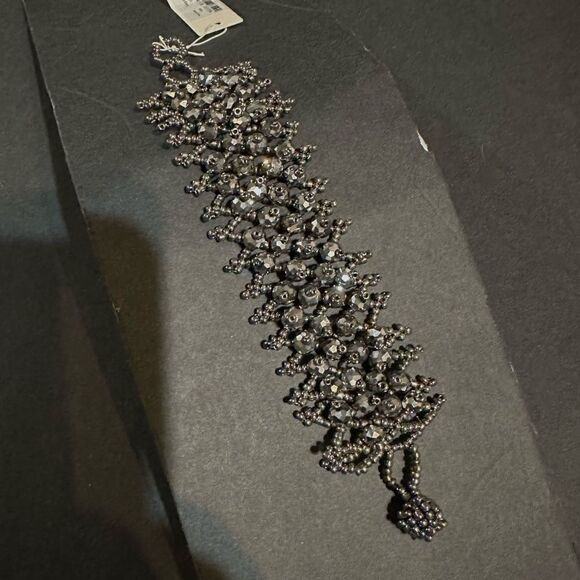 Amrita Singh Black Crystal Beaded Bracelet - Picture 7 of 9